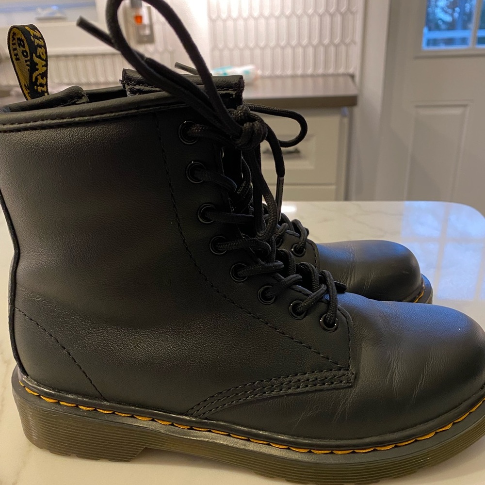 Dr. Martens leather boots - great condition
